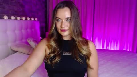 Snapshot of lollidoli__ chatting on 02.17.26 Victoria online show from 02.17.26