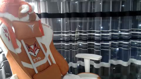 Lisa online show from 02.20.26