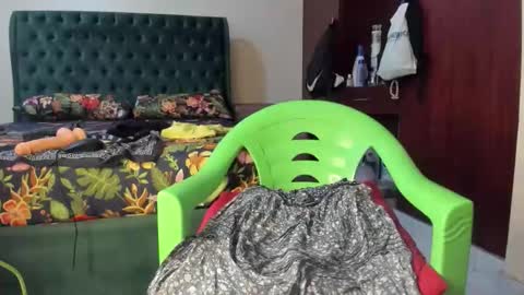 lolly_preety online show from 04.29.26