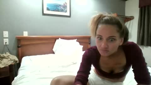 lollyp0ps online show from 06.14.26