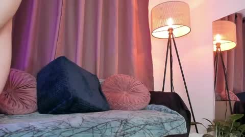 Snapshot of lollypetitte_ chatting on 05.23.26 Lolly online show from 05.23.26