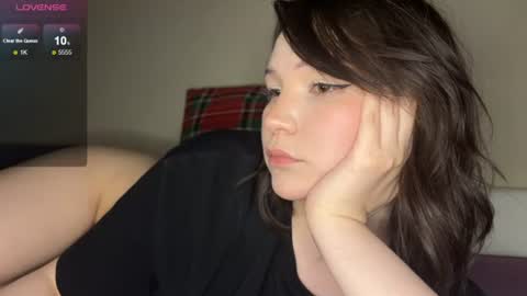 Snapshot of lolololalola chatting on 07.27.26 lola online show from 07.27.26