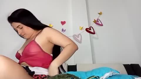 Snapshot of lomaslindosoyyo chatting on 06.18.26 estehfania online show from 06.18.26