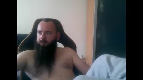Snapshot of london_man1988 chatting on 04.09.26 london_man1988 online show from 04.09.26
