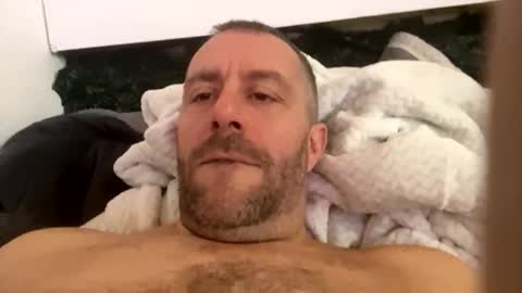 Snapshot of londonsbigbenxxx chatting on 09.29.25 londonsbigbenxxx online show from 09.29.25