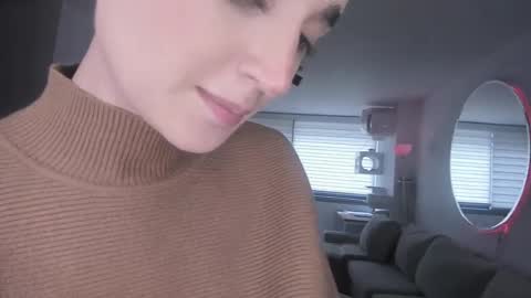 SABRINA online show from 02.10.25