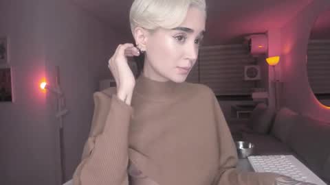 SABRINA online show from 02.10.25