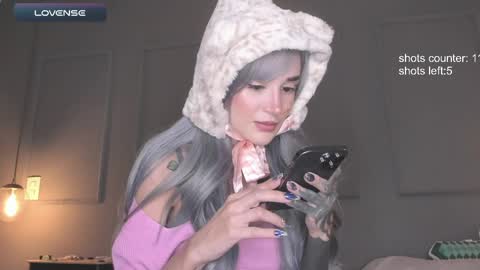 Snapshot of lonelly_lolly98 chatting on 05.15.26 SABRINA online show from 05.15.26