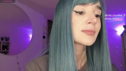 Snapshot of lonelly_lolly98 chatting on 05.26.26 SABRINA online show from 05.26.26