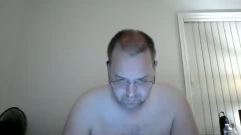 Lonely Man online show from 06.17.26