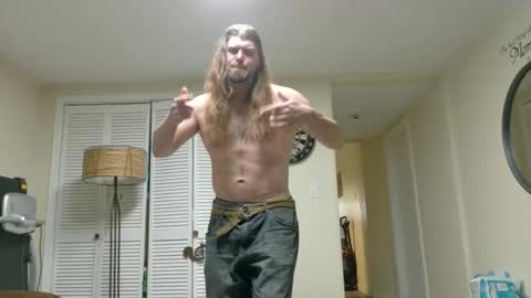 Snapshot of longhairedfreak1921 chatting on 02.13.26 longhairedfreak1921 online show from 02.13.26