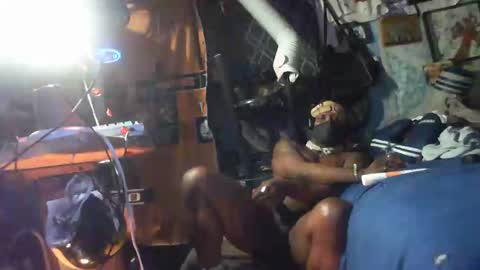 Snapshot of longloadedtx chatting on 01.05.25 Mr. FogoDeChao online show from 01.05.25