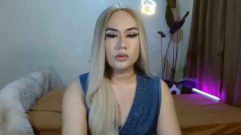 Snapshot of longoria_crawford chatting on 09.12.25 My Lover Dadddy roberto online show from 09.12.25