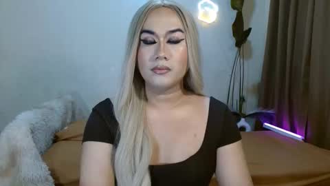 Snapshot of longoria_crawford chatting on 09.19.25 My Lover Dadddy roberto online show from 09.19.25