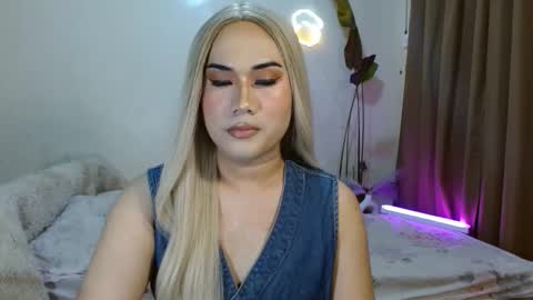 Snapshot of longoria_crawford chatting on 10.02.25 My Lover Dadddy roberto online show from 10.02.25