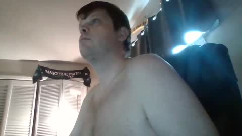 Snapshot of longtime606 chatting on 12.17.24 longtime606 online show from 12.17.24