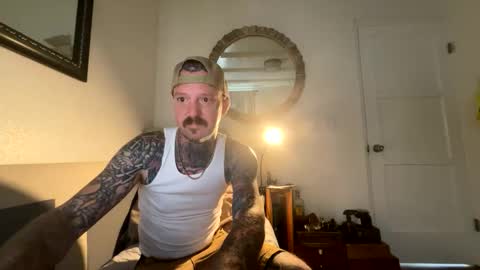 Snapshot of longwalksonthebeach69 chatting on 03.02.26 longwalksonthebeach69 online show from 03.02.26