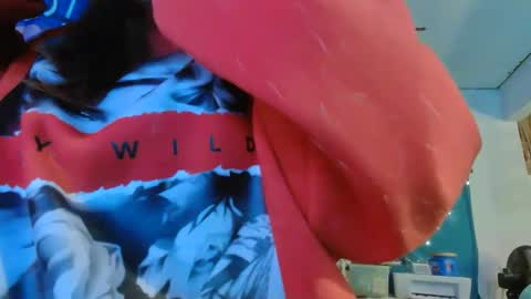 Londoncashmere69  online show from 01.20.25