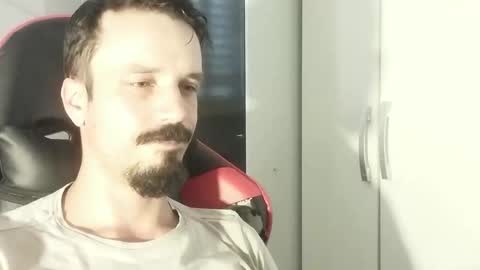 Snapshot of lookaz4010 chatting on 01.04.25 Lucas online show from 01.04.25