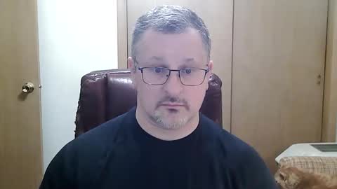 Snapshot of lookin75 chatting on 02.26.26 lookin75 online show from 02.26.26