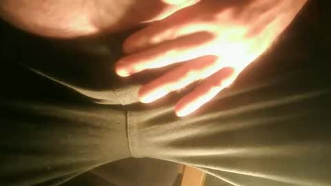 Snapshot of looking_and_hoping chatting on 10.20.25 Daddy gets HARD online show from 10.20.25