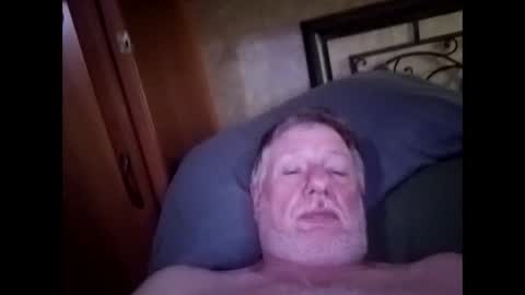 Snapshot of lookingagain181 chatting on 09.13.25 lookingagain181 online show from 09.13.25