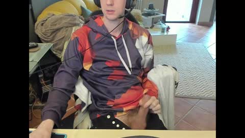 loomie online show from 02.07.25