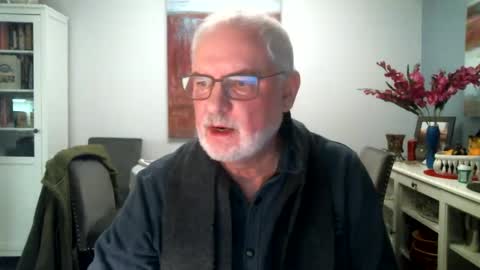 Snapshot of loop102 chatting on 12.05.24 loop102 online show from 12.05.24