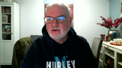 Snapshot of loop102 chatting on 01.31.25 loop102 online show from 01.31.25