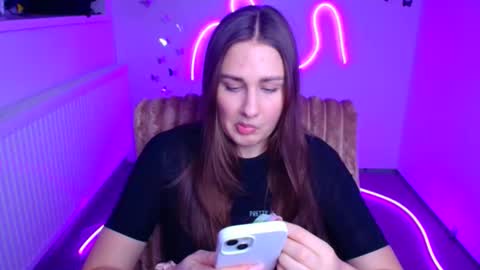 Lora online show from 02.15.26