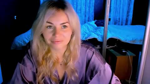 Lora online show from 10.01.25