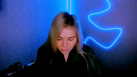 Lora online show from 03.10.26