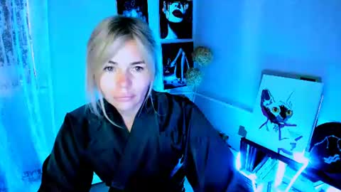 Lora online show from 07.23.26