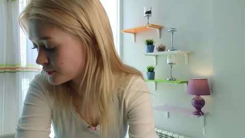 Lora online show from 02.28.26