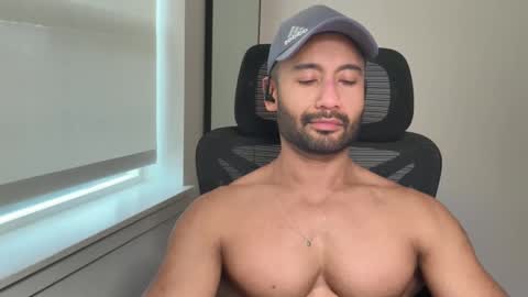 Snapshot of lordcalepecs chatting on 05.24.26 Cale online show from 05.24.26