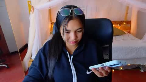 Snapshot of loreaniss chatting on 03.16.26 loreanis online show from 03.16.26