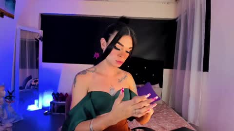 Snapshot of lorena_capelli_ chatting on 01.31.25 lesly lorena online show from 01.31.25