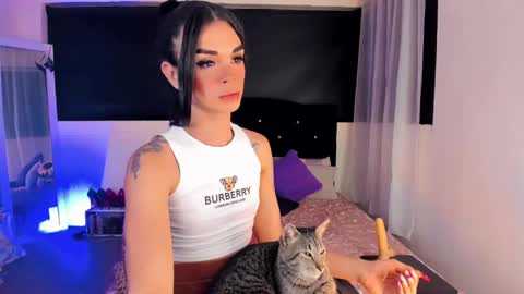 Snapshot of lorena_capelli_ chatting on 02.01.25 lesly lorena online show from 02.01.25