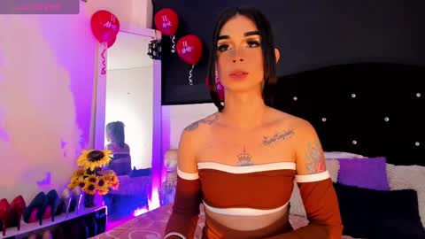 Snapshot of lorena_capelli_ chatting on 02.16.25 lesly lorena online show from 02.16.25