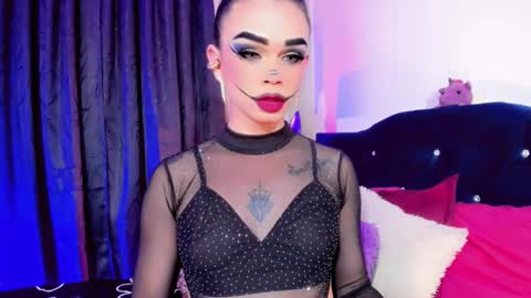 lesly lorena online show from 10.31.25