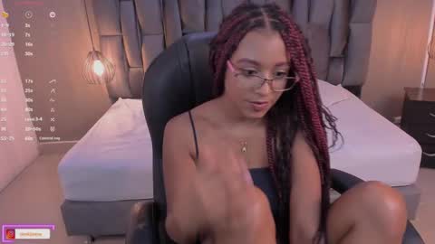 Snapshot of lorena_vieira_ chatting on 03.02.25 Lorena Vieira  online show from 03.02.25