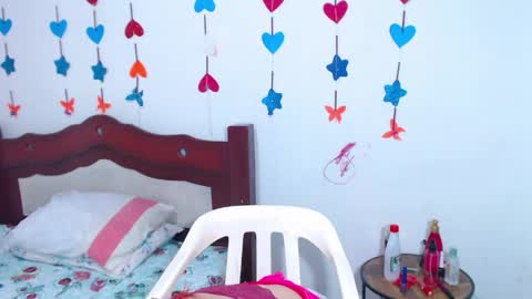 Lorena Capelli online show from 04.14.26