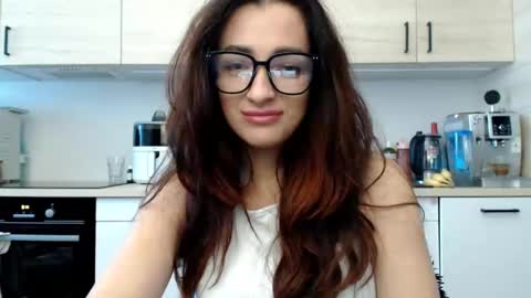 Snapshot of lorenneinspiring chatting on 09.16.25 LorenneInspiring online show from 09.16.25