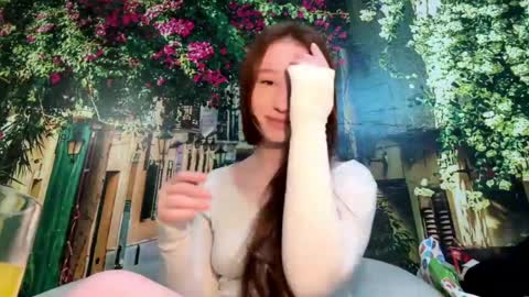 Snapshot of lorenovercast chatting on 05.22.26 Margo online show from 05.22.26