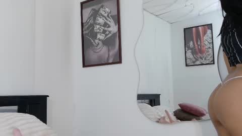 Loretahorny25 online show from 07.16.26