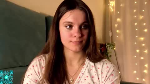 Chloe for Fan BlackHole online show from 03.08.26