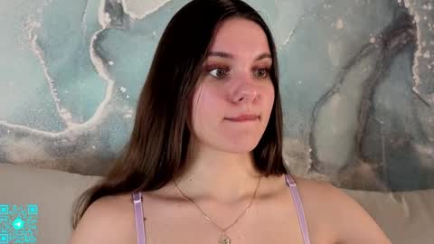 Chloe for Fan BlackHole online show from 04.12.26