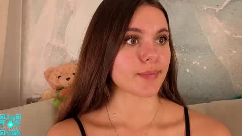 Snapshot of lorettadunnelli chatting on 07.26.26 Chloe for Fan BlackHole online show from 07.26.26