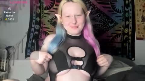 Lori Critter online show from 04.15.26