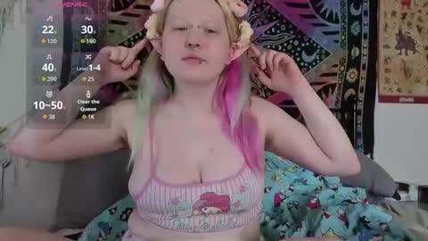 Lori Critter online show from 05.07.26